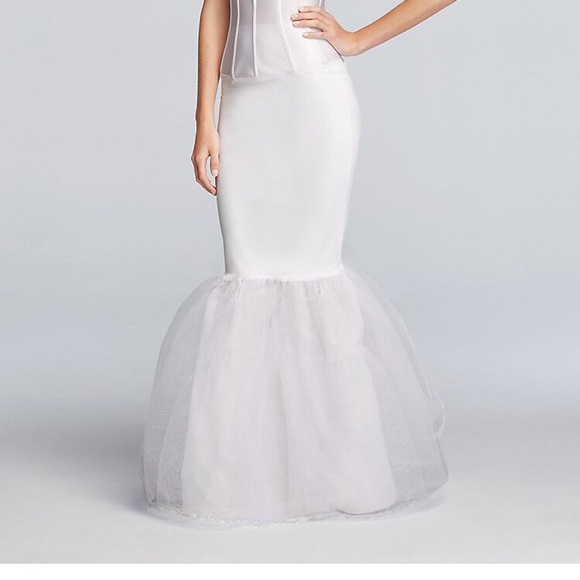 david's bridal trumpet slip